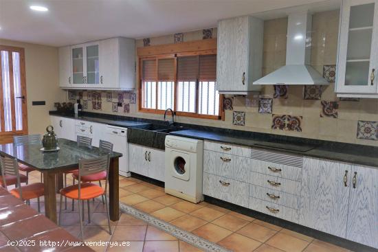 Se Vende en Requena - VALENCIA