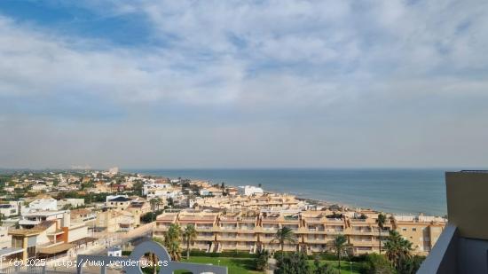 ESTUPENDO APARTAMENTO CON VISTAS AL MAR - VALENCIA