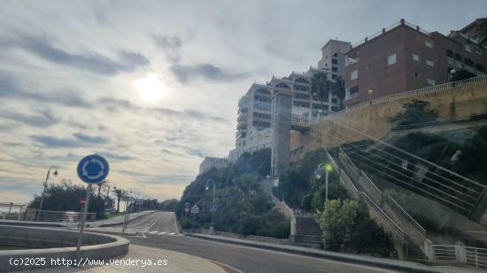 ESTUPENDO APARTAMENTO CON VISTAS AL MAR - VALENCIA