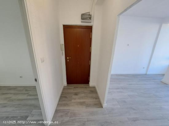 Piso en venta recientemente reformado, zona Avenidas, en Carcaixent!! - VALENCIA