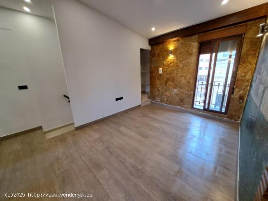 VIVIENDA EN DUPLEX (PLANTA 1 Y 2) - VALENCIA