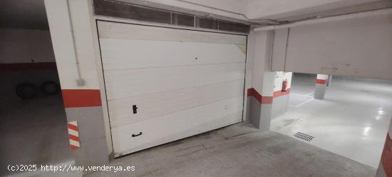 Se vende garaje de cabina cerrada cerca del parque L'Alquencia en Alzira - VALENCIA