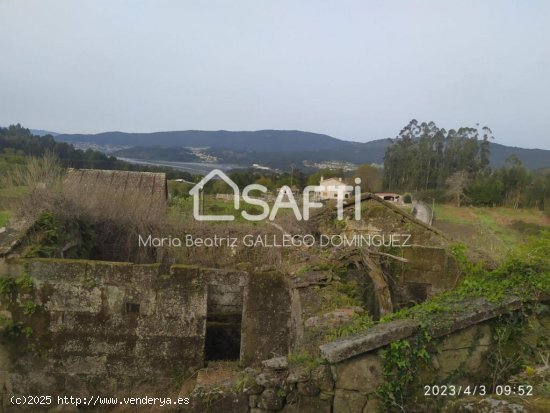 SE VENDE TERRENO RUSTICO CON ESTRUCTURA DE CASA DE PIEDRA EN PONTESAMPAIO - PONTEVEDRA