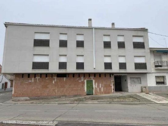 VIVIENDA EN LA POBLACIÓN DE BURUJON