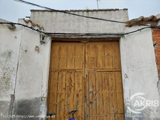 CASA EN AJOFRIN PARA REFORMAR