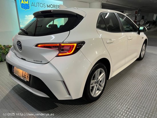 Toyota Corolla Active Tech 1.8 125h ECVT. Nacional. IVA. GARANTÍA. - Barcelona