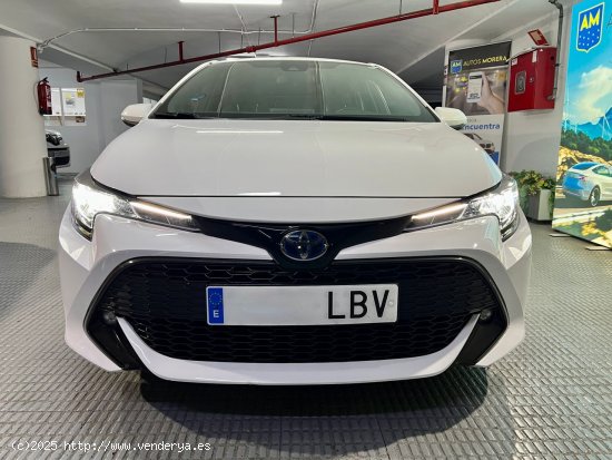 Toyota Corolla Active Tech 1.8 125h ECVT. Nacional. IVA. GARANTÍA. - Barcelona