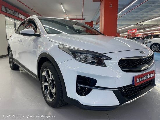 Kia XCeed 5 AÑOS GARANTÍA - El Prat de Llobregat