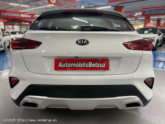 Kia XCeed 5 AÑOS GARANTÍA - El Prat de Llobregat