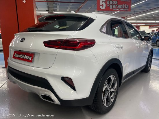 Kia XCeed 5 AÑOS GARANTÍA - El Prat de Llobregat