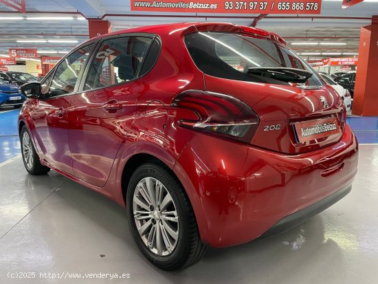 Peugeot 208 5 AÑOS GARANTÍA - El Prat de Llobregat