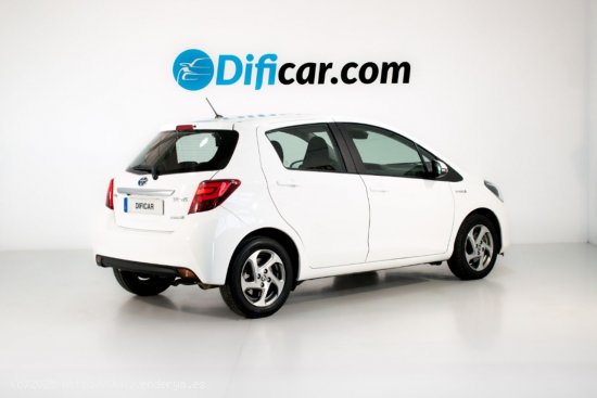 Toyota Yaris 1.5 100CV HYBRID AUTO - Fornells de la Selva