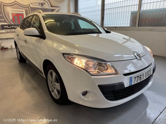 Renault Megane Sport Tourer Dynamique 1.6 16v 110cv - Reus