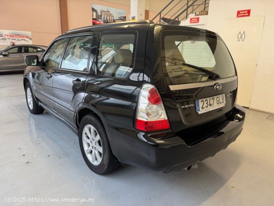 Subaru Forester 2.0 XS Limited Plus Navegador - Reus