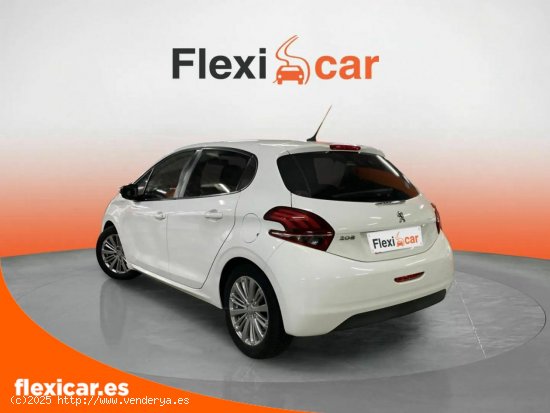 Peugeot 208 5P STYLE 1.2L PureTech 60KW (82CV) - Finestrat