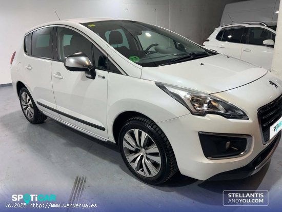 Peugeot 3008   1.2 PureTech 130 S&S Style - Sant Feliu de Llobregat