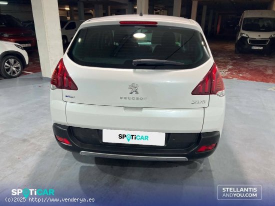 Peugeot 3008   1.2 PureTech 130 S&S Style - Sant Feliu de Llobregat