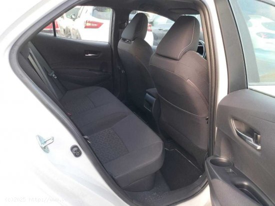 Toyota Corolla 1.8 125H ACTIVE TECH E-CVT - San Vicente del Raspeig