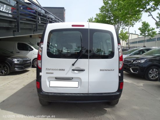 Renault Kangoo Combi 1.5DCI 100CV MAXI 5PLAZAS - Madrid