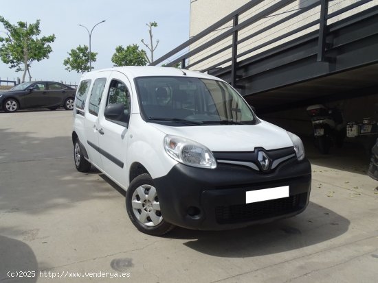 Renault Kangoo Combi 1.5DCI 100CV MAXI 5PLAZAS - Madrid