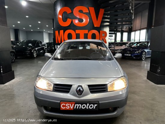 Renault Megane CONFORT EXPRESSION 1.4 16V - Arroyomolinos