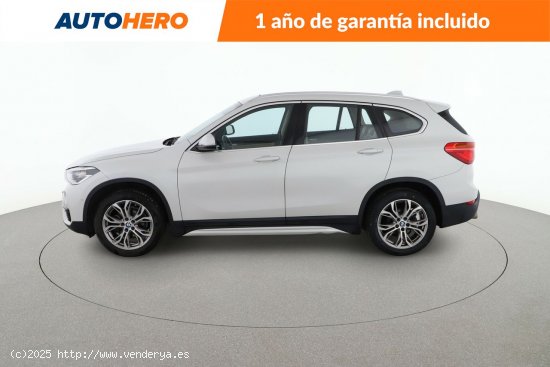 BMW X1 sDrive18d Sport Line - 