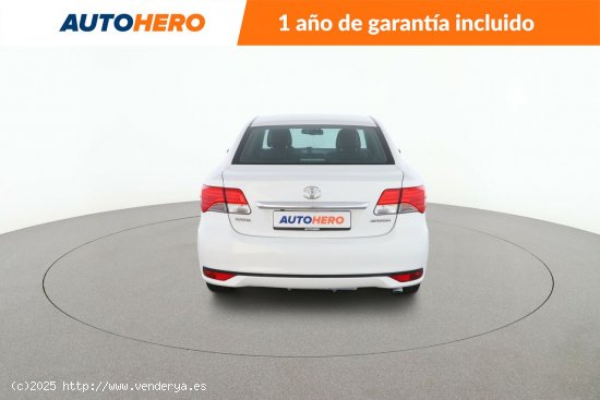 Toyota Avensis 2.0 D-4D Comfort - 