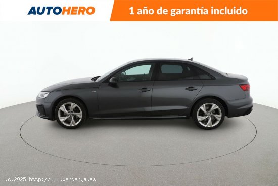 Audi A4 35 TDI MHEV S line - 