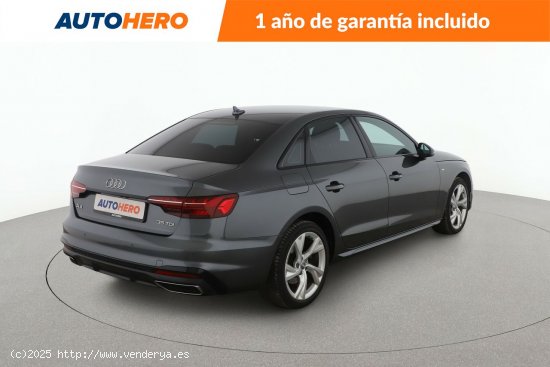 Audi A4 35 TDI MHEV S line - 