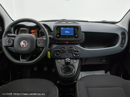 Fiat Panda 1.0 MHEV 70 5P - Barcelona