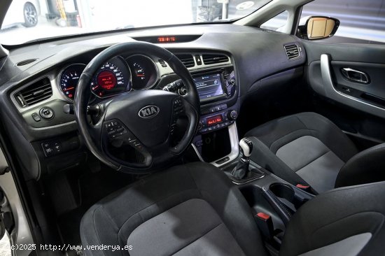 Kia Ceed   1.6 CRDi VGT 110CV Concept - 