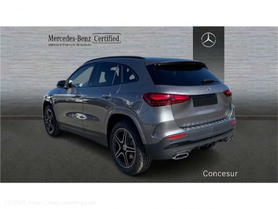 Mercedes GLA GLA 200 D - Pinto