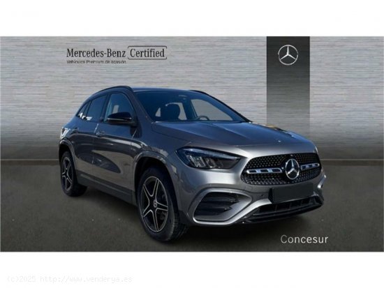 Mercedes GLA GLA 200 D - Pinto