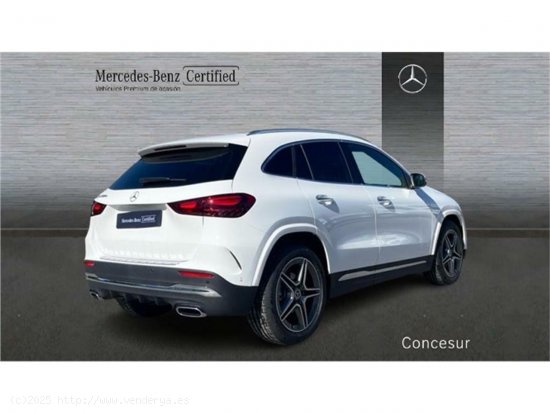 Mercedes GLA GLA 200 D - Pinto