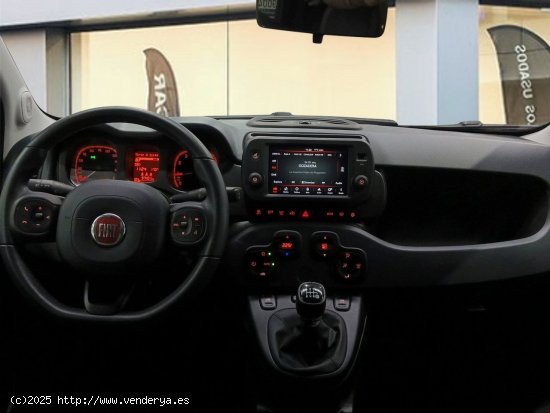 Fiat Panda Red 1.0 Hybrid 51kw (70CV) - Málaga