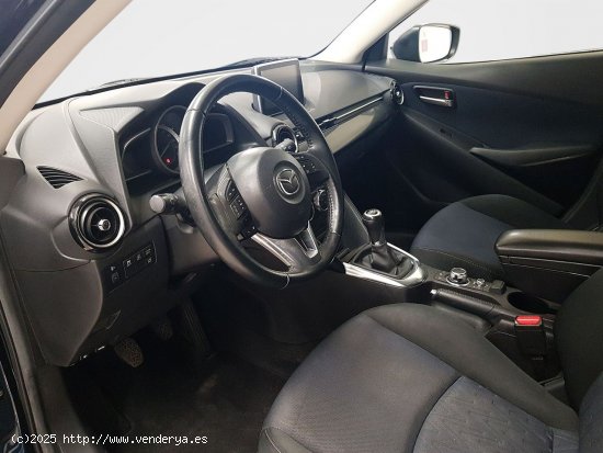 Mazda 2 Style 1.5 GE 66kW (90CV) - Trobajo del Camino