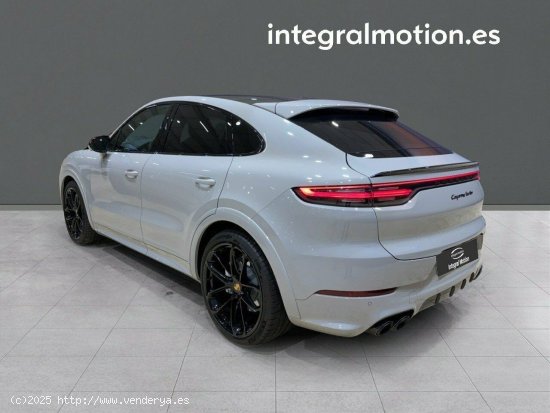 Porsche Cayenne Coupé Turbo - 