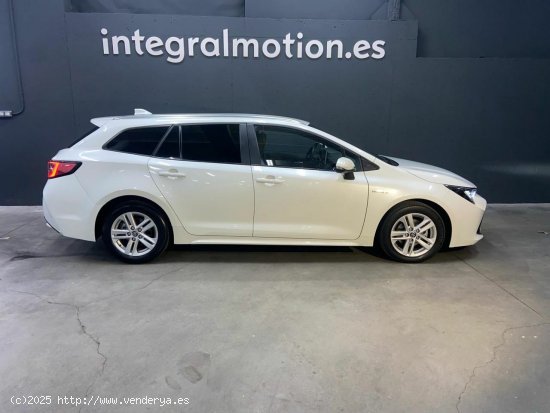 Toyota Corolla 1.8 125H ACTIVE TECH E-CVT TOU SPORT - 