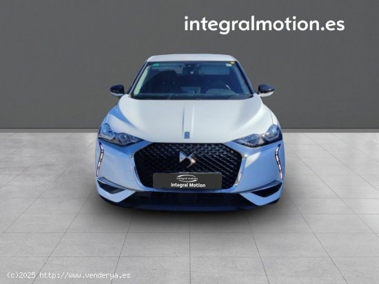 DS Automobiles DS 3 BlueHDi 81 kW Manual SO CHIC - 