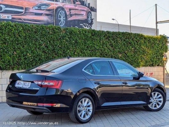 SKODA Superb en venta en TorrejÃ³n de
Ardoz (Madrid) - TorrejÃ³n de
Ardoz