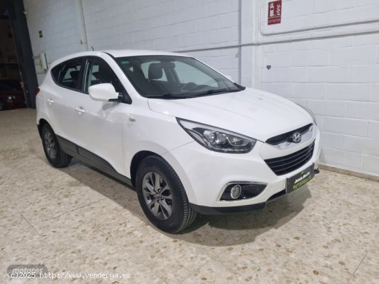 Hyundai iX20 Essence de 2015 con 146.000 Km por 10.800 EUR. en Sevilla