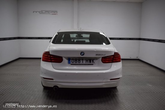 BMW Serie 3 320d Auto. de 2014 con 76.000 Km por 17.900 EUR. en Valencia