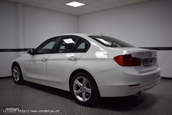 BMW Serie 3 320d Auto. de 2014 con 76.000 Km por 17.900 EUR. en Valencia