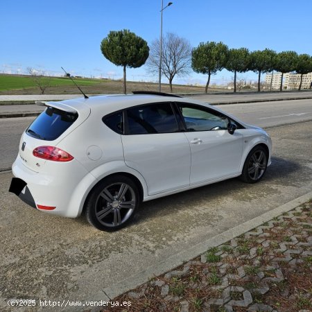 Seat Leon 2.0 tdi 170cv FR1 de 2008 con 310.000 Km por 8.000 EUR. en Madrid