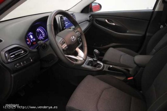 Hyundai i30 1.5 DPI Klass SLX 110 de 2024 con 11.204 Km por 19.600 EUR. en Alicante