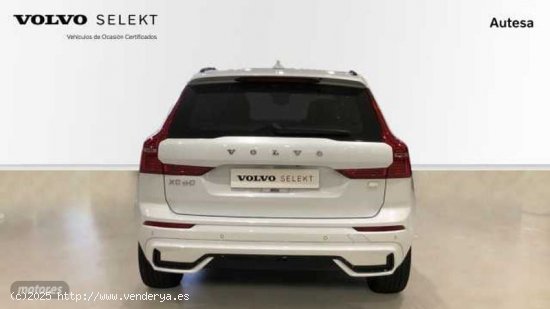 Volvo XC 60 Recharge Plus, T6 AWD Hibrido enchufable, Electrico/Gasolina, Dark de 2024 con 10 Km por