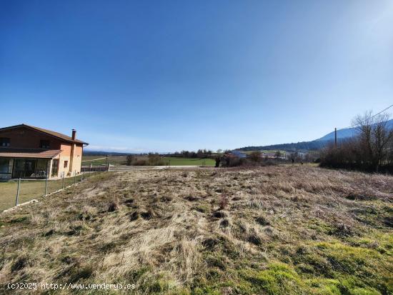 Terreno urbano en Valle de Losa - BURGOS