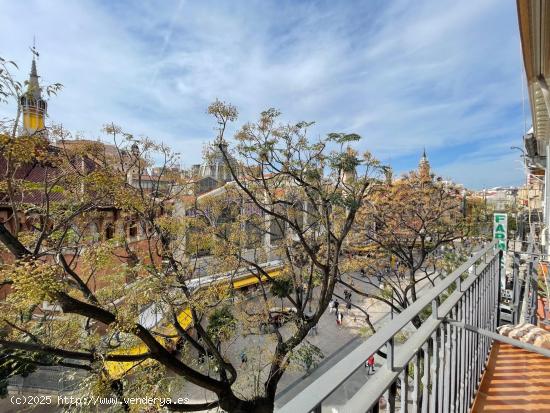 ✨ Regálate el lujo de vivir y trabajar con vistas al Mercado Central 🌇 - VALENCIA