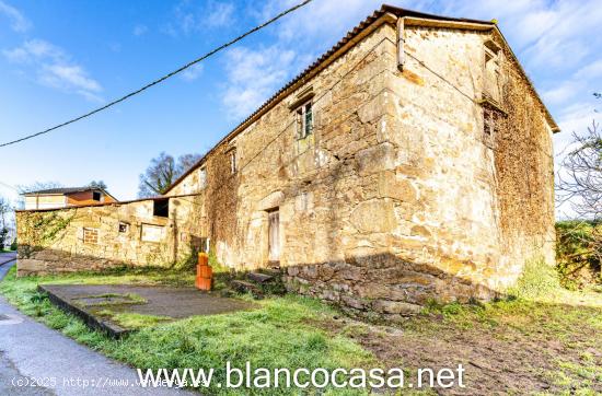 🏡 COJUNTO de CASAS con terreno para reformar en CERCEDA (A CORUÑA) - A CORUÑA