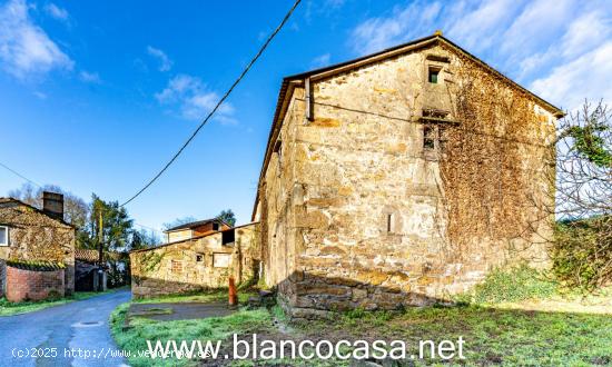 🏡 COJUNTO de CASAS con terreno para reformar en CERCEDA (A CORUÑA) - A CORUÑA